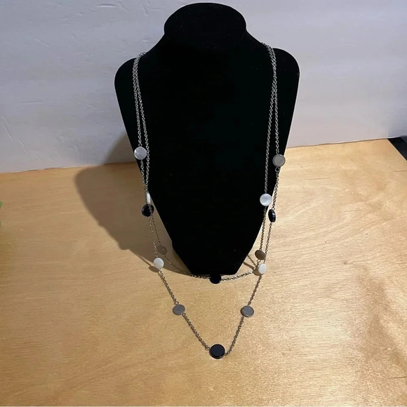 Layered Boho Chic Statement Necklace Black Grey White Silver Career Party - Picture 1 of 6